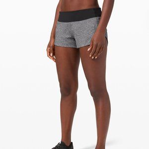 Lululemon Speed Up Shorts 2.5" - Size 4